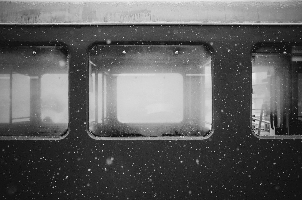 cold-snow-black-and-white-train